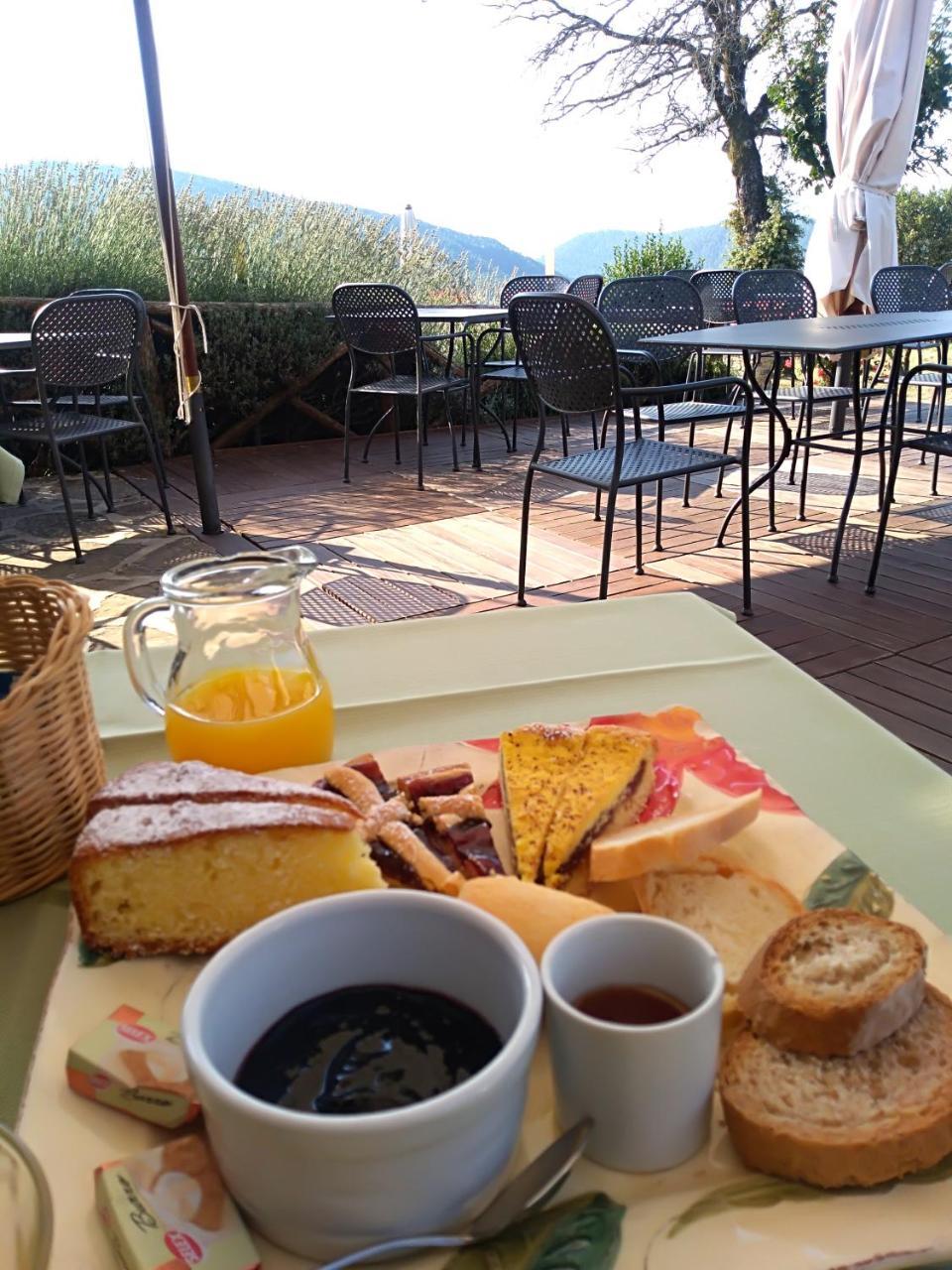 Locanda Del Viandante B&B 앙기아리 외부 사진